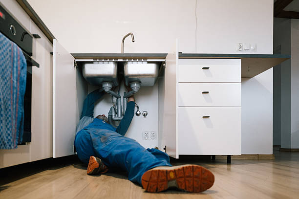 Professional Leak Detection technician working in Lapeer, MI